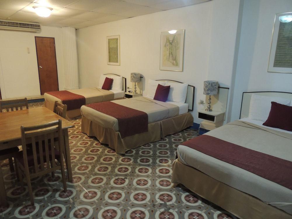 Hotel Colonial マヤグエス エクステリア 写真